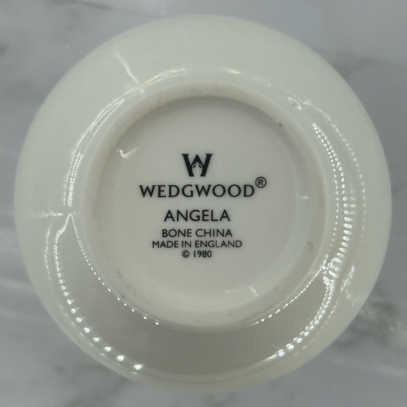 VTG 80s WEDGWOOD Vase - Picture 4 of 4